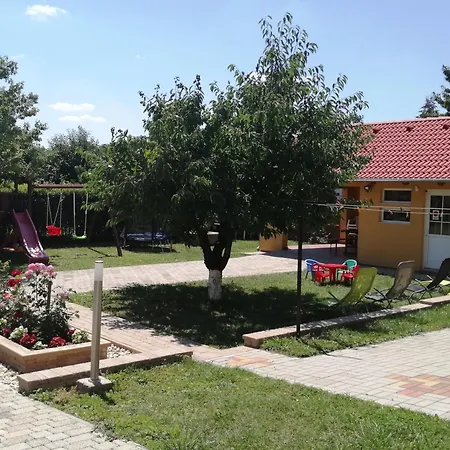 Ferenc Vendégháza Apartamento *